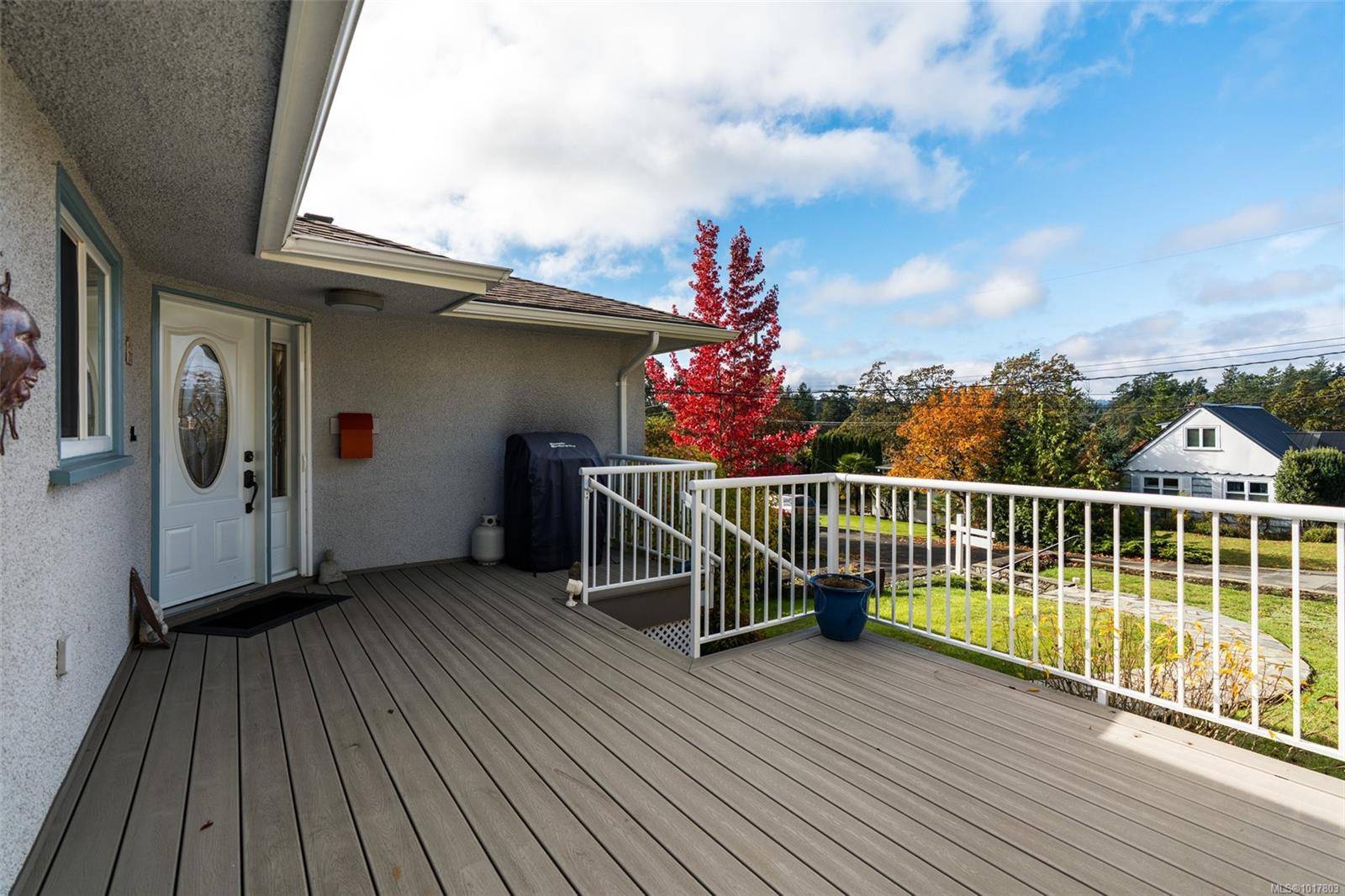 Saanich, BC V9A 2S4,2783 Murray Dr