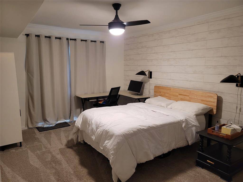 Dallas, TX 75235,5326 Fleetwood Oaks Avenue #149