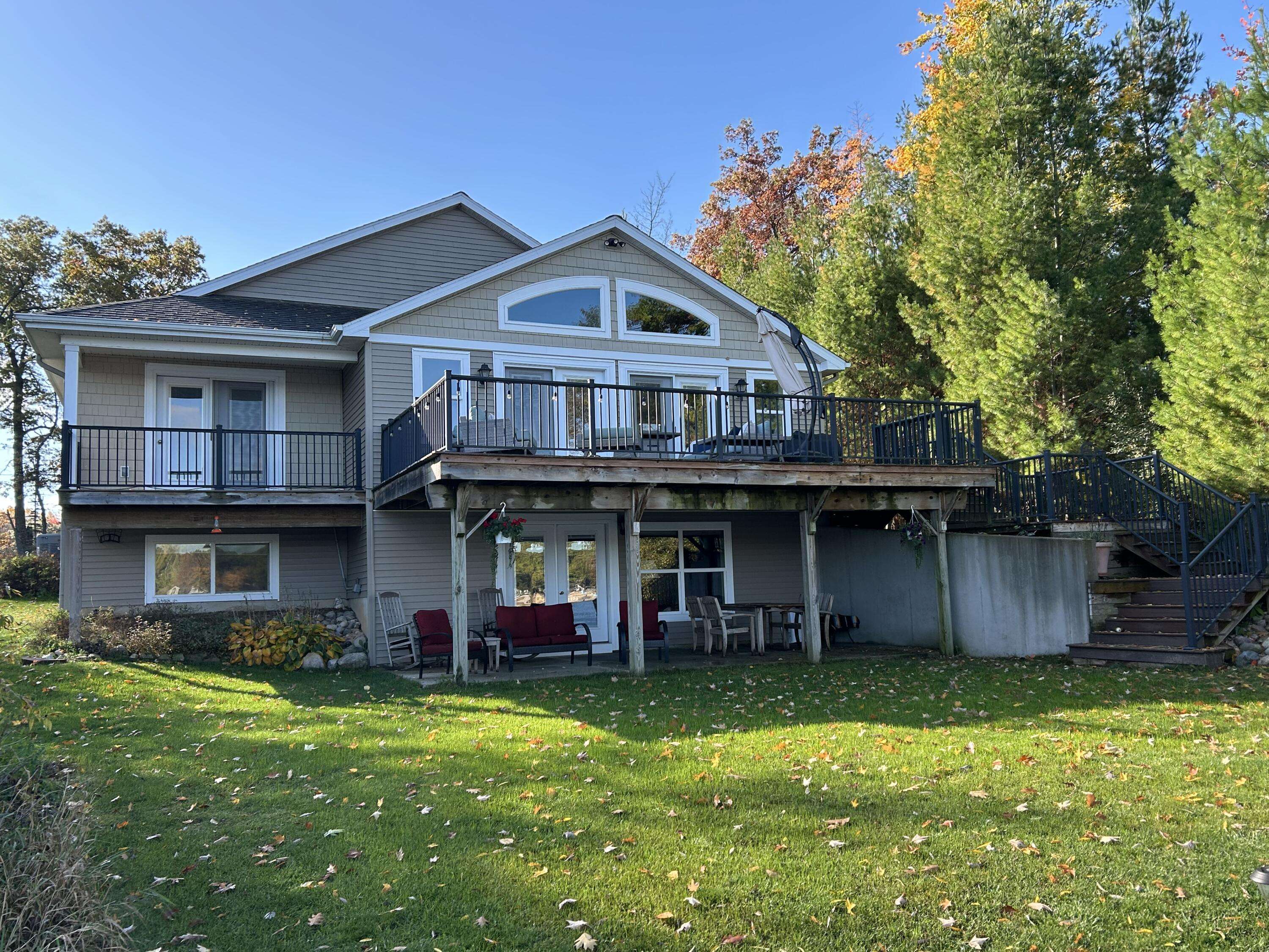 Greenville, MI 48838,10550 W Holland Lake RD