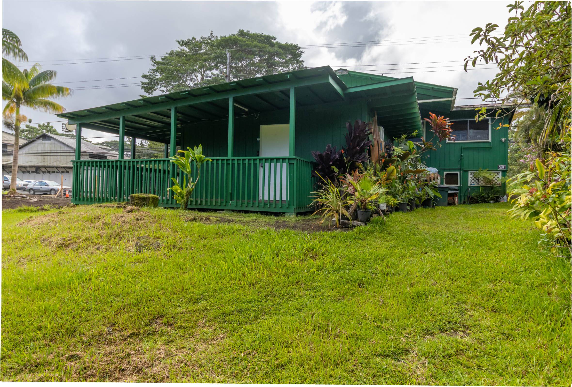 Pahoa, HI 96778,15-2885 PAHOA VILLAGE RD