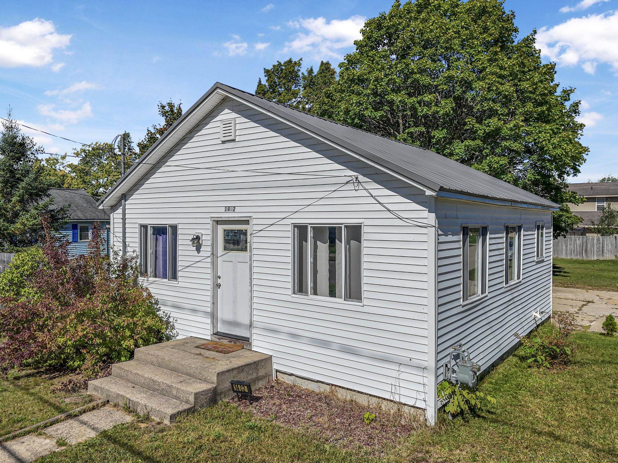 Cadillac, MI 49601,1402 Chestnut ST