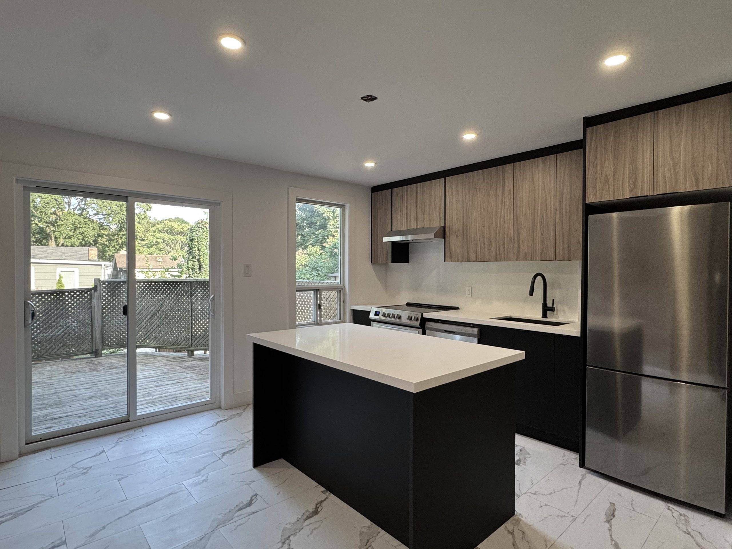 Toronto E02, ON M4E 2L2,25 Firstbrooke RD #Main & Lower