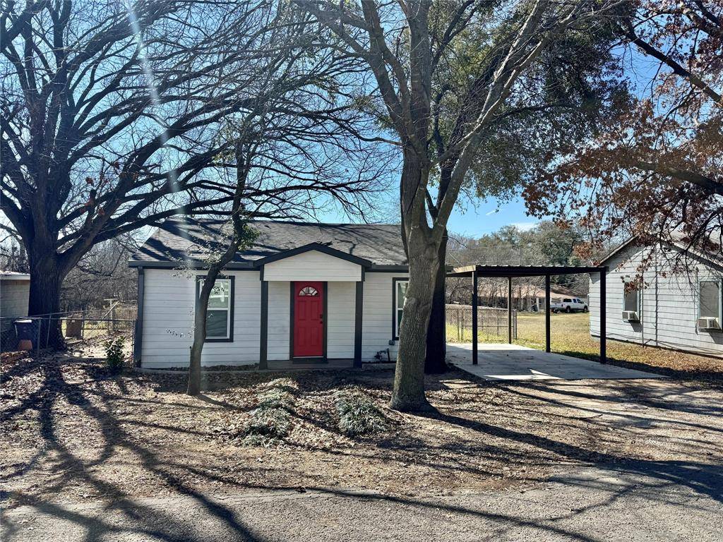 Granbury, TX 76048,113 W Arnold Street