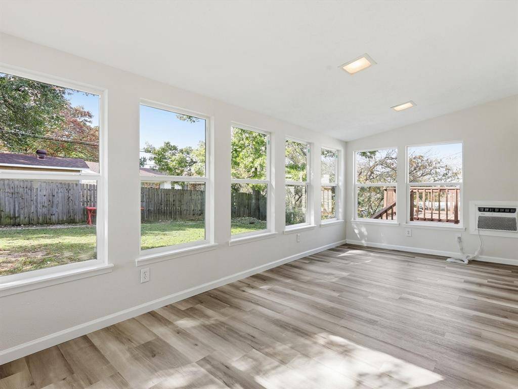 Fort Worth, TX 76103,708 Candlewood Road