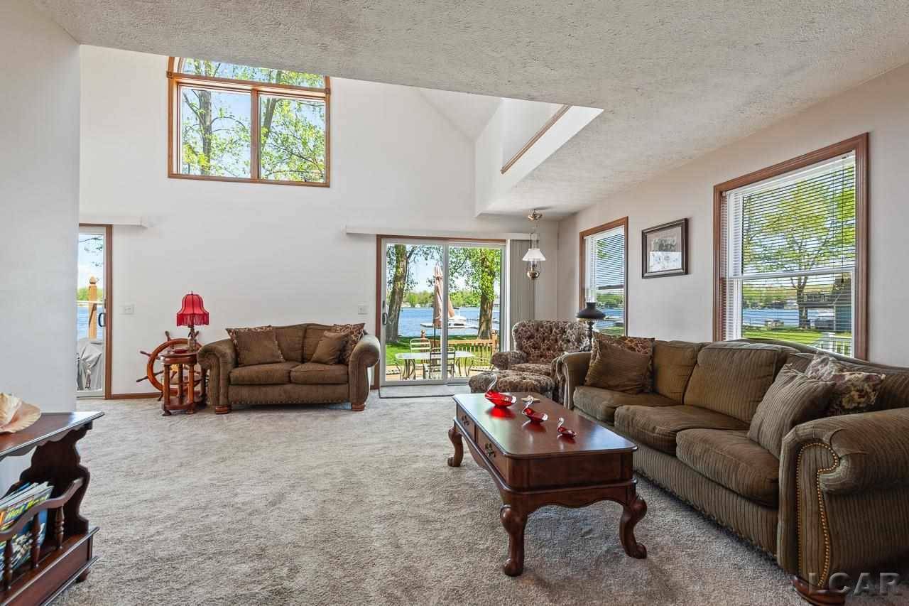 Manitou Beach, MI 49253,7134 Walnut Hill