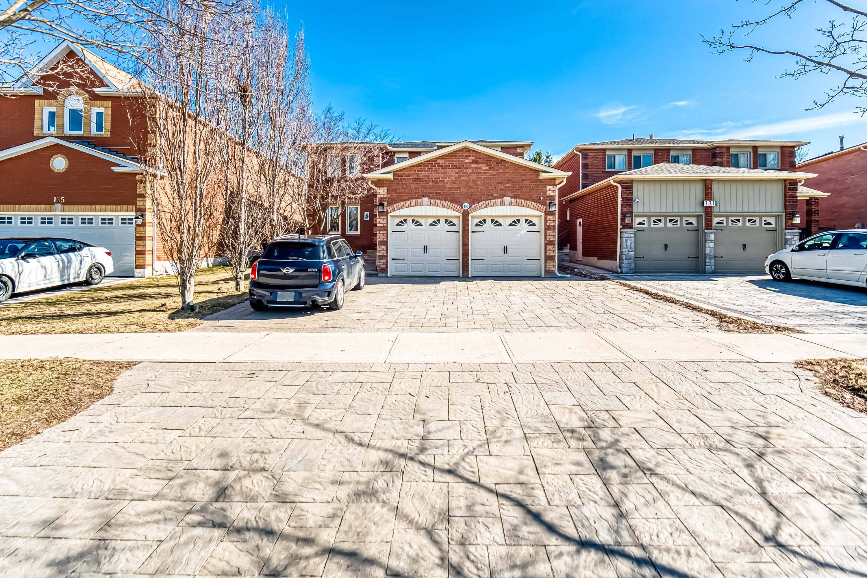 Richmond Hill, ON L4C 9Z6,133 Bernard AVE #Bsmt