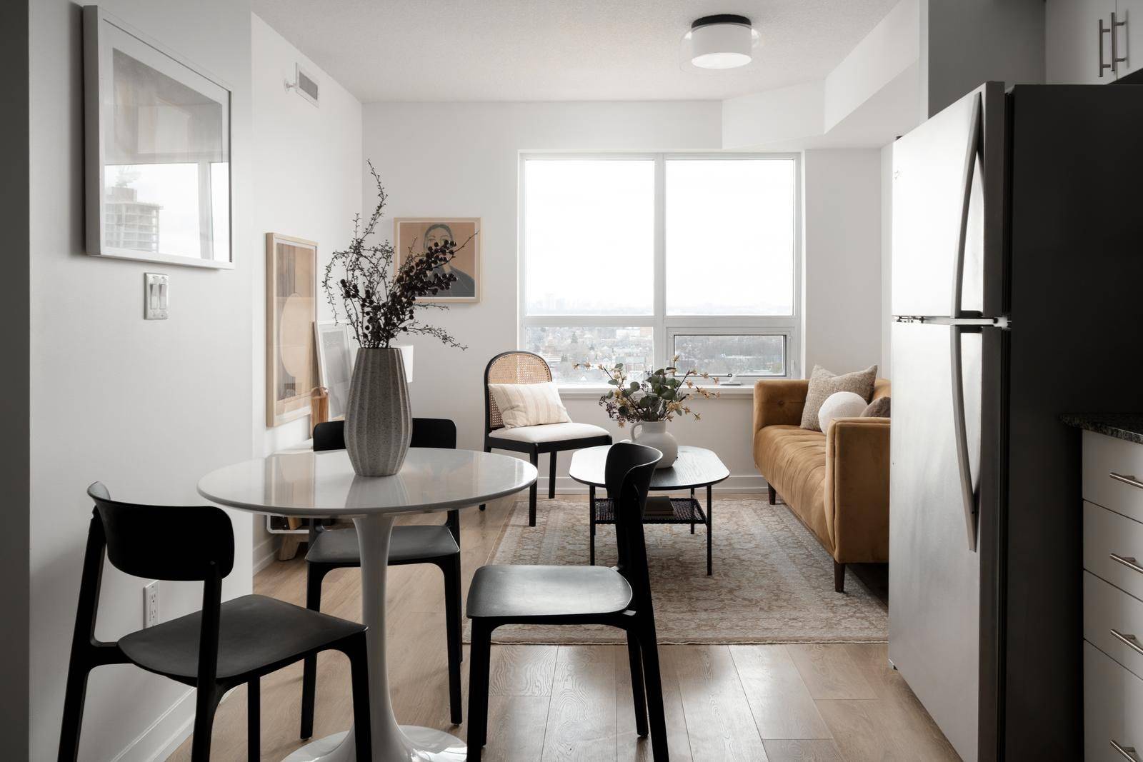 Toronto W02, ON M6H 0C2,1420 Dupont ST #1407