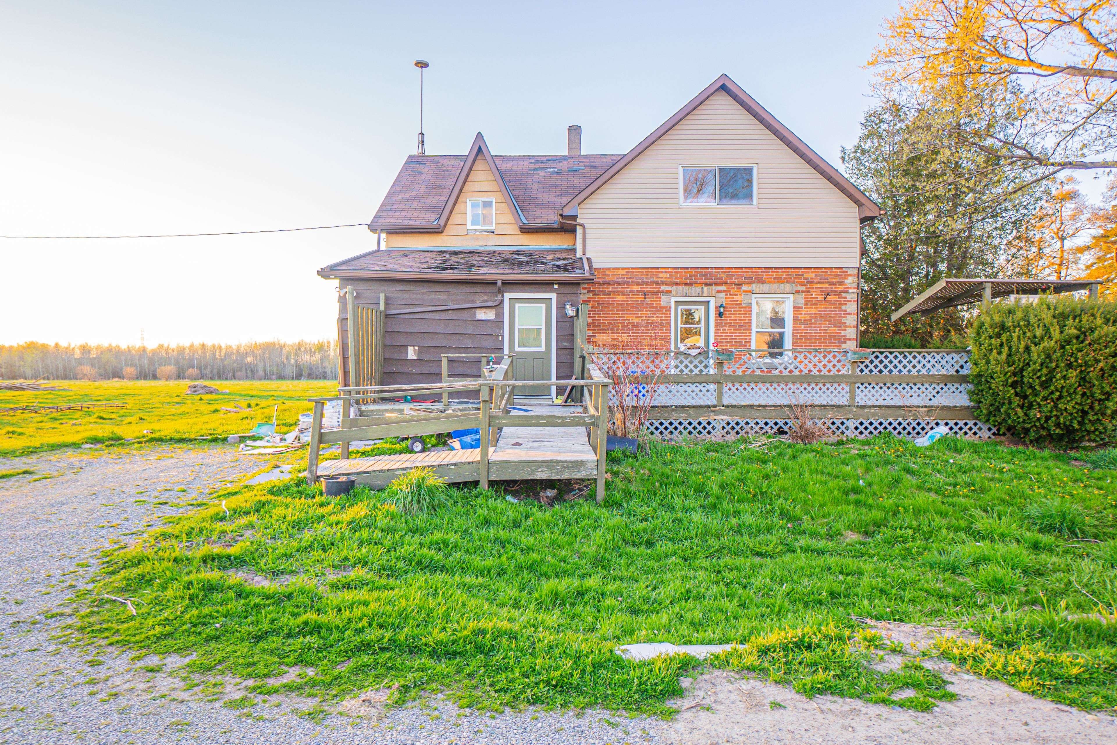 Amaranth, ON L9W 0N1,393330 County RD #12