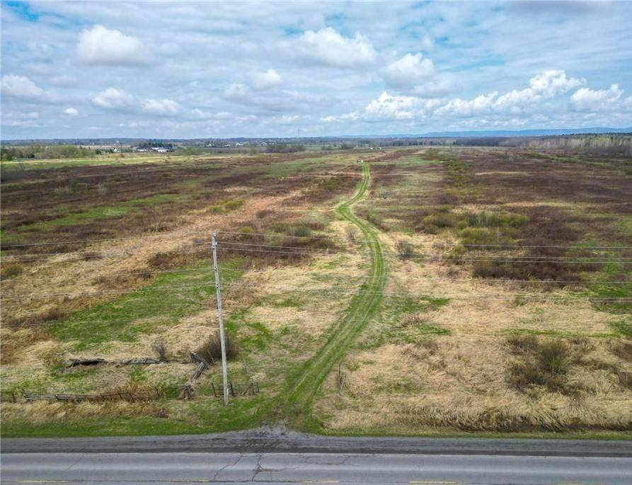 Constance Bay - Dunrobin - Kilmaurs - Woodlawn, ON K0A 1M0,3310 Dunrobin RD