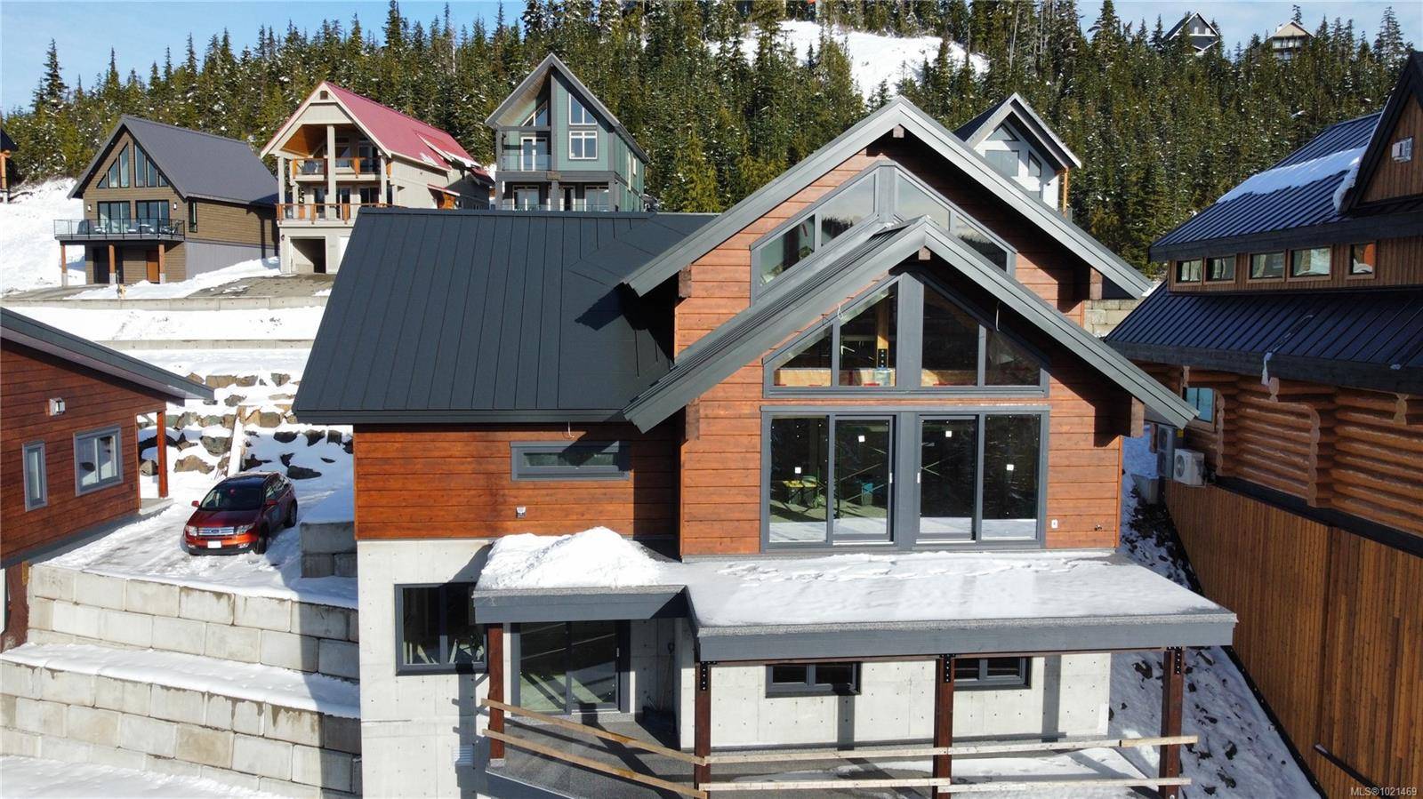 Courtenay, BC V9J 1L0,665 Arrowsmith Ridge