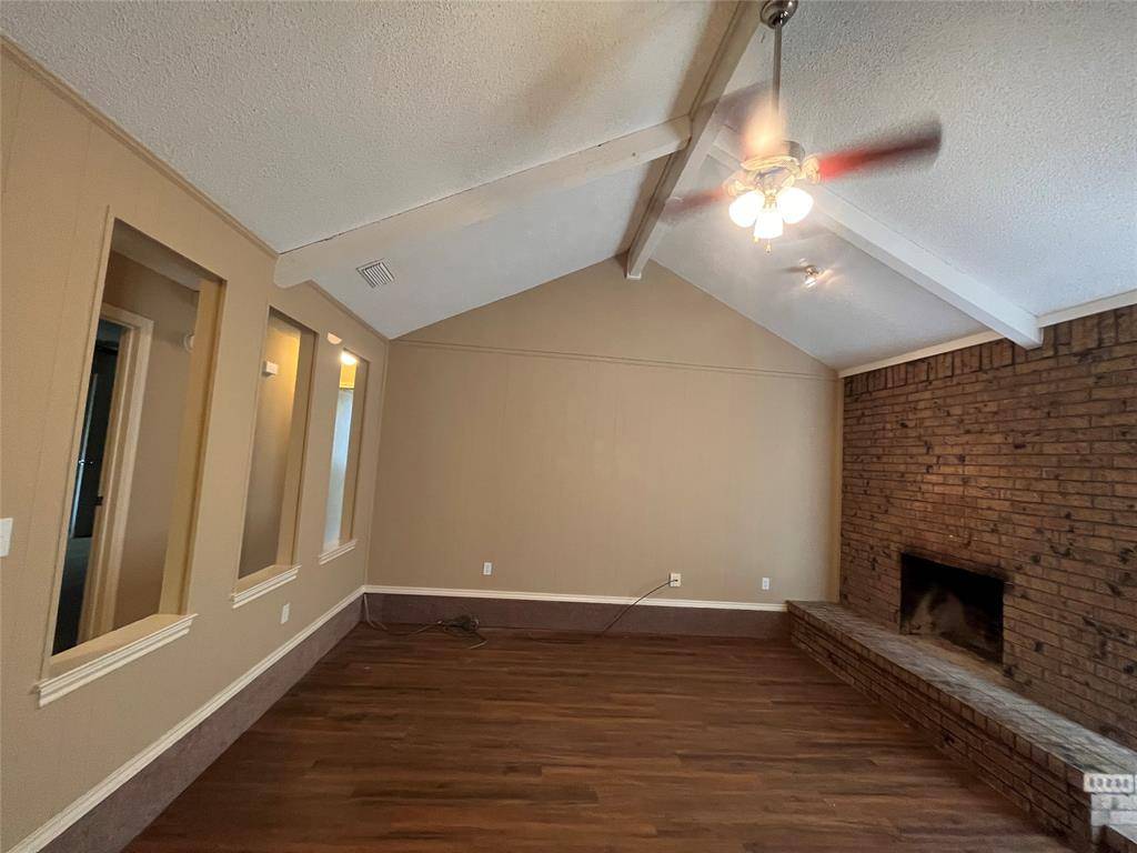 Lancaster, TX 75134,1054 Alicia Lane