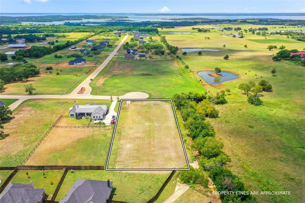 Pilot Point, TX 76258,435 Massey Road