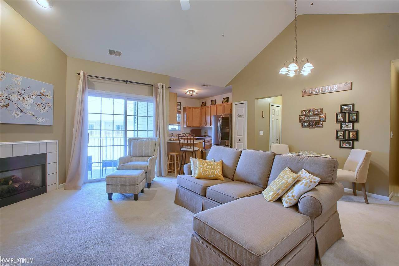 Harrison Twp, MI 48045,25610 SUN SAIL COURT