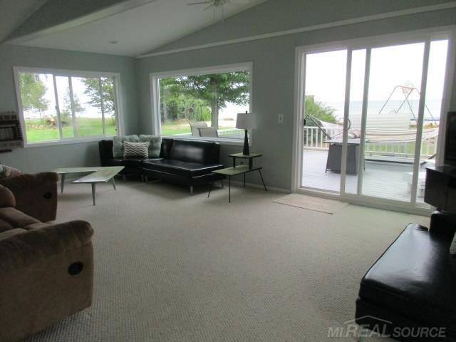 Harbor Beach, MI 48441,2119 S Lakeshore