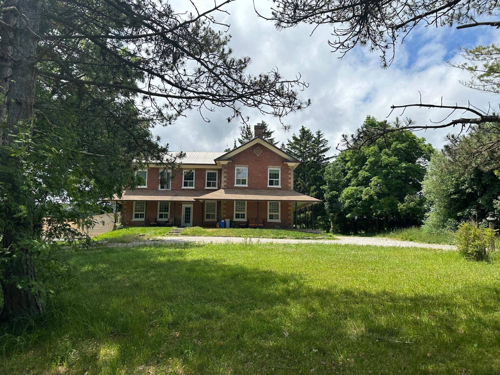 King, ON L0G 1T0,17400 10th Concession N