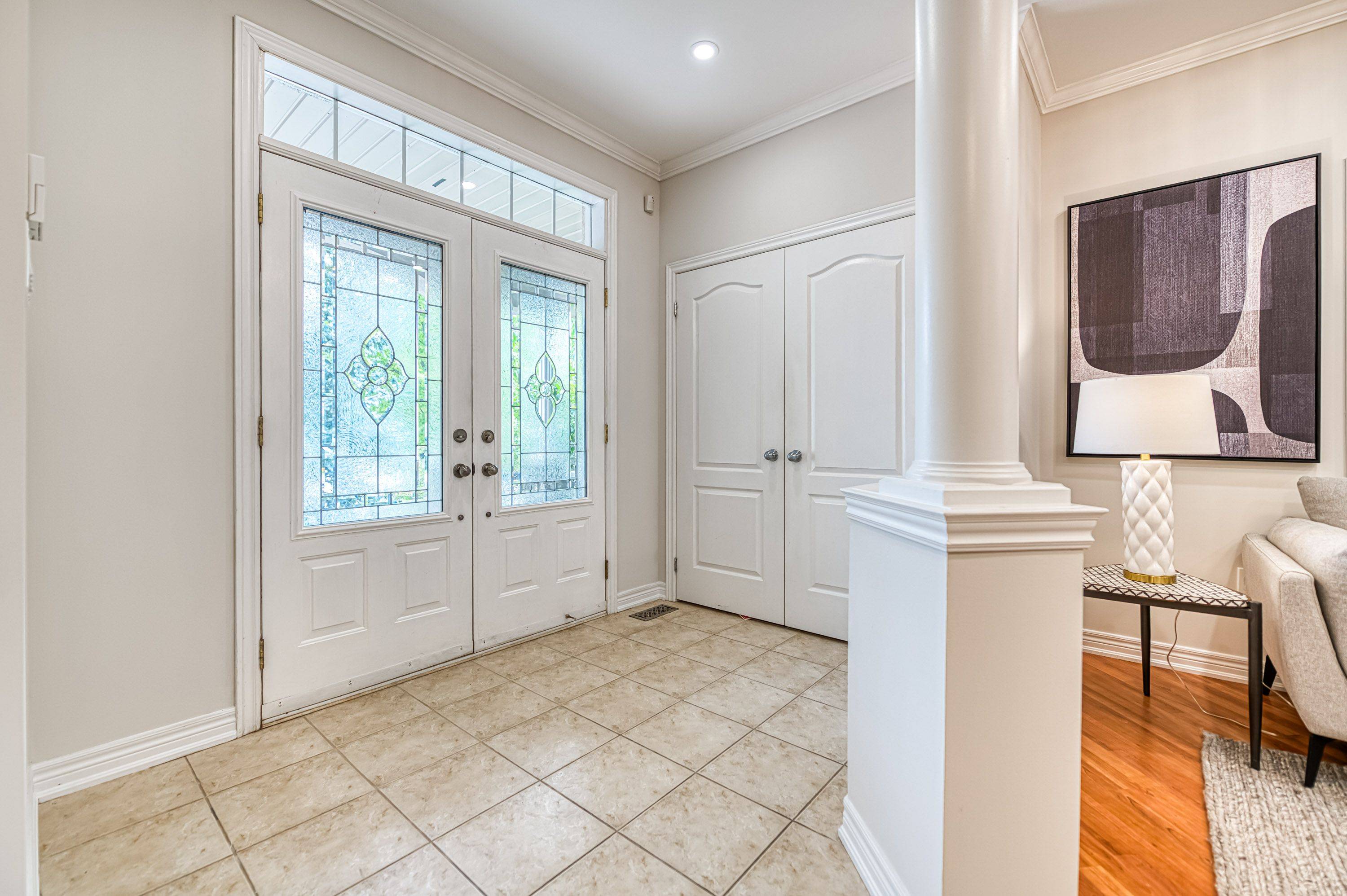 Oakville, ON L6H 7M5,2422 Hertfordshire WAY