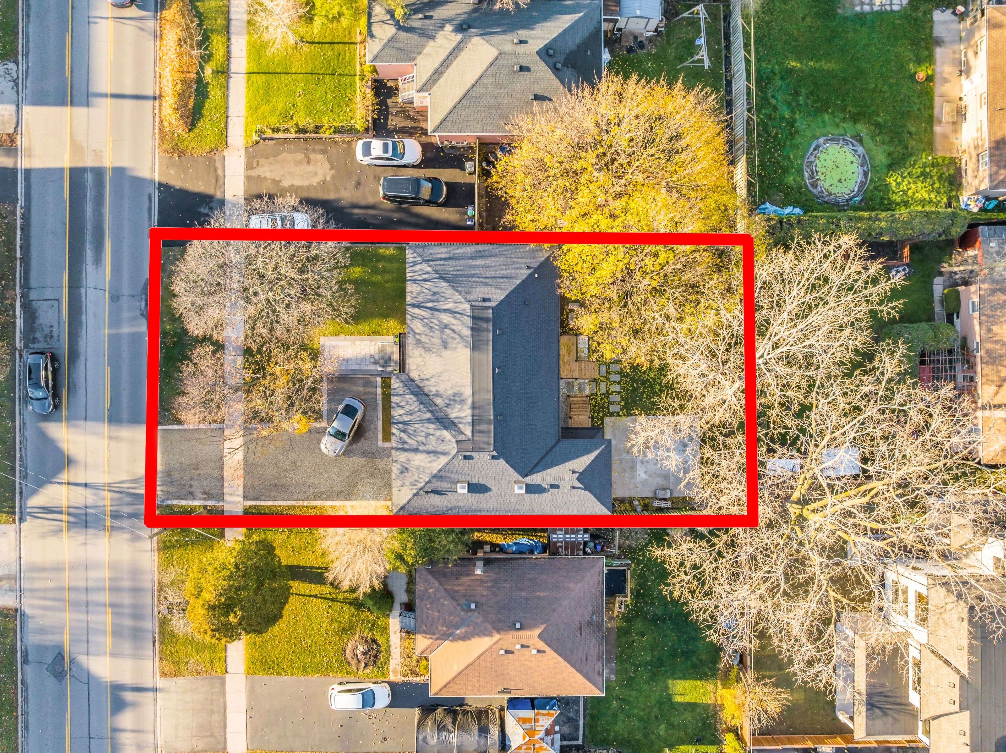 Oakville, ON L6L 4A8,519 Third Line