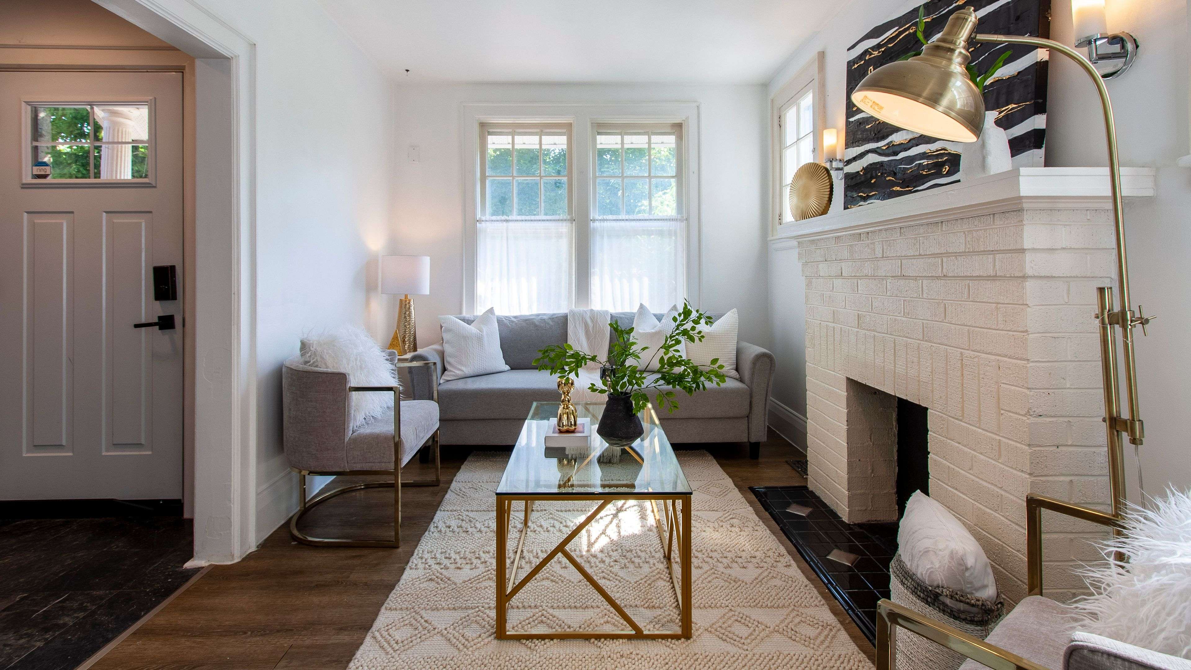 London East, ON N6B 2Z8,605 Maitland ST