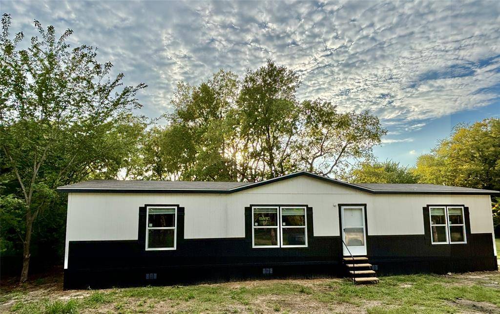 Quinlan, TX 75474,5452 County Road 2252 Road