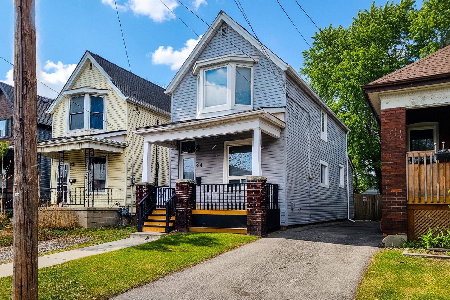 Hamilton, ON L8L 7G4,24 Albemarle ST