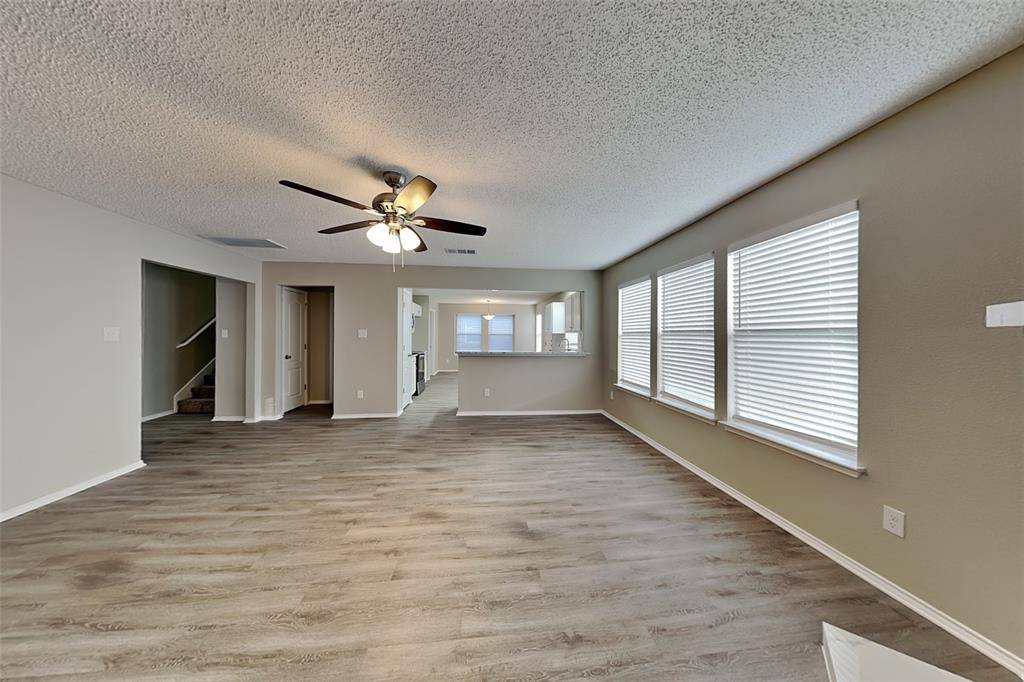 Arlington, TX 76018,5719 Creekhollow Drive