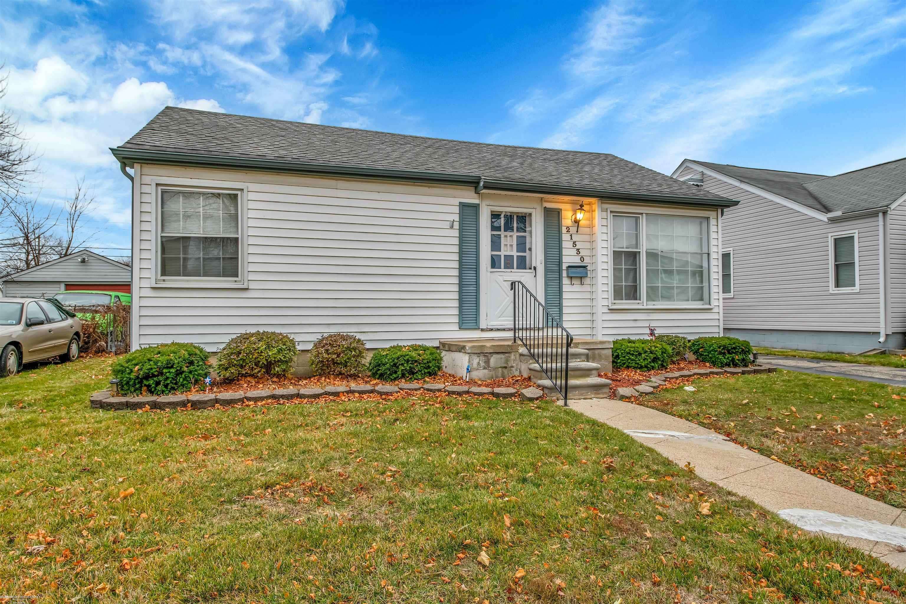 Saint Clair Shores, MI 48080,21530 Alger St