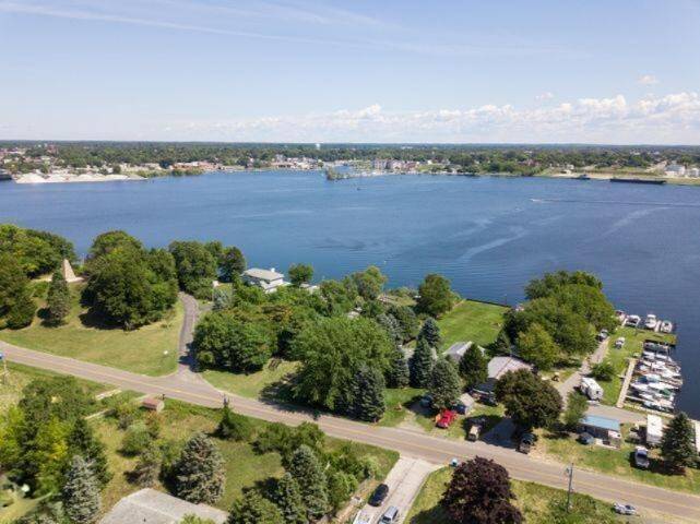 Ludington, MI 49431,846 S Lakeshore DR