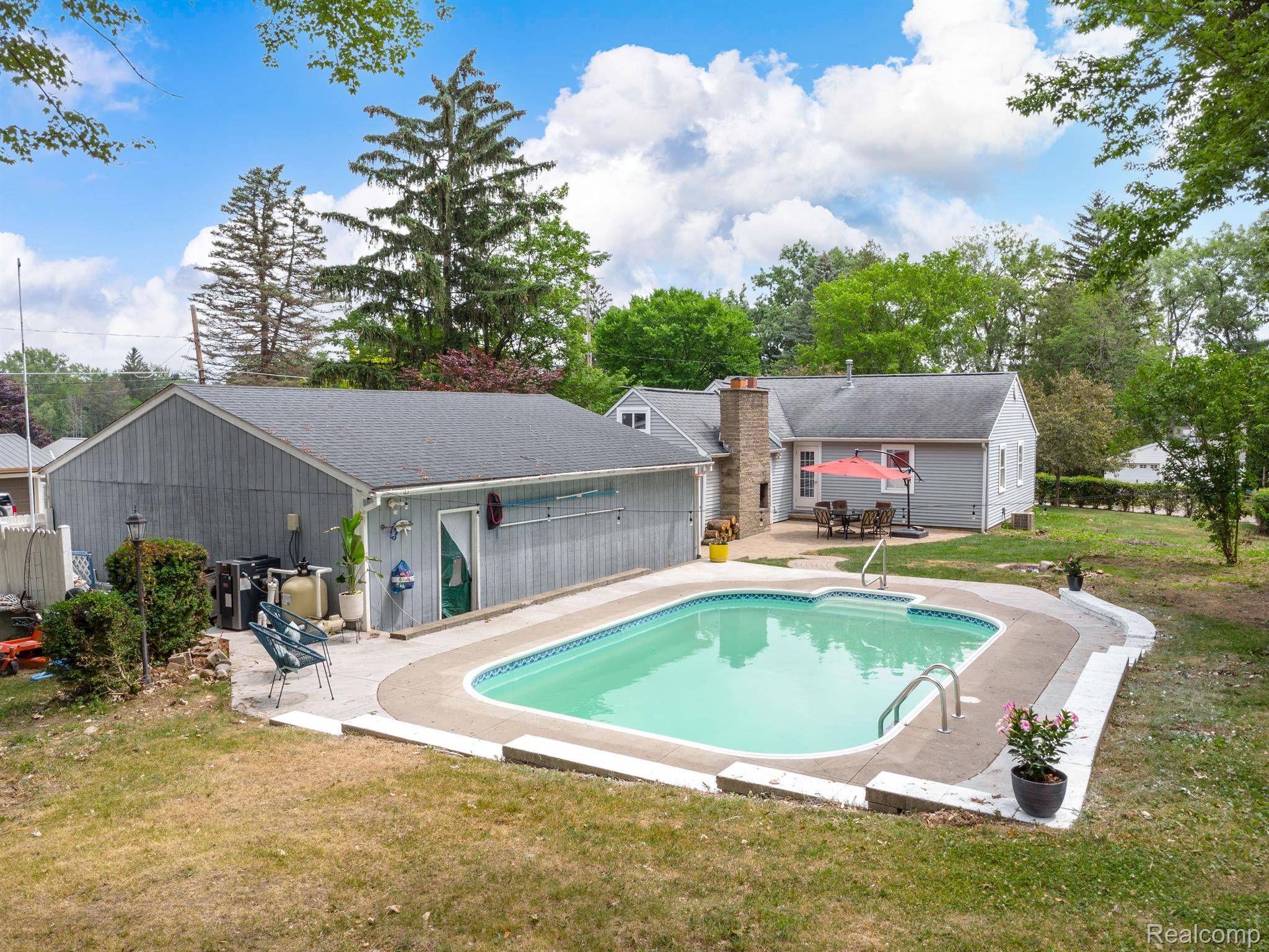 Linden, MI 48451,15160 RESTWOOD DR