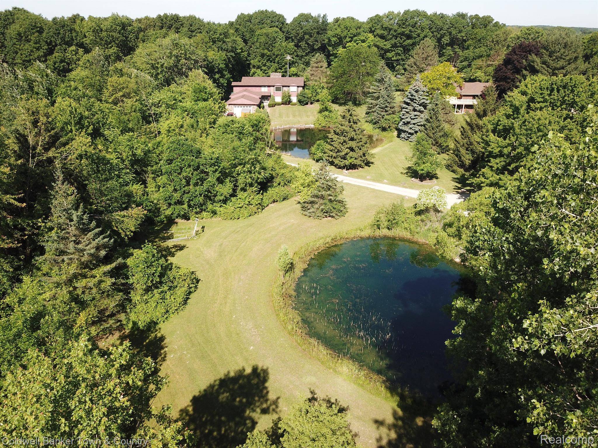 South Lyon, MI 48178,9801 PONTIAC TRL