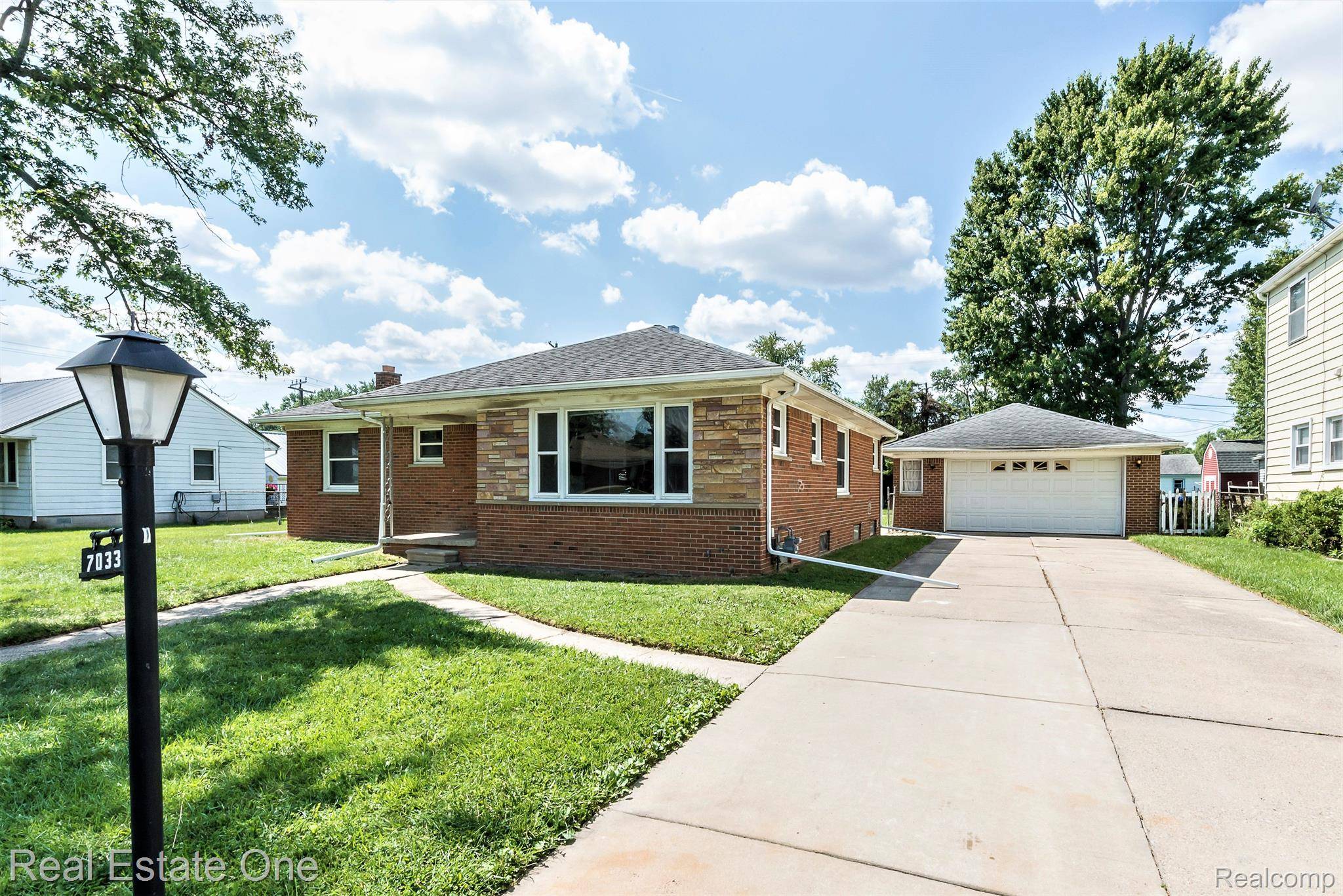 Garden City, MI 48135,7033 ARCOLA ST