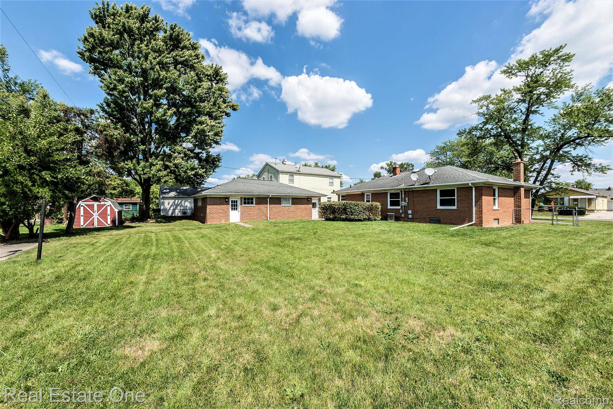 Garden City, MI 48135,7033 ARCOLA ST