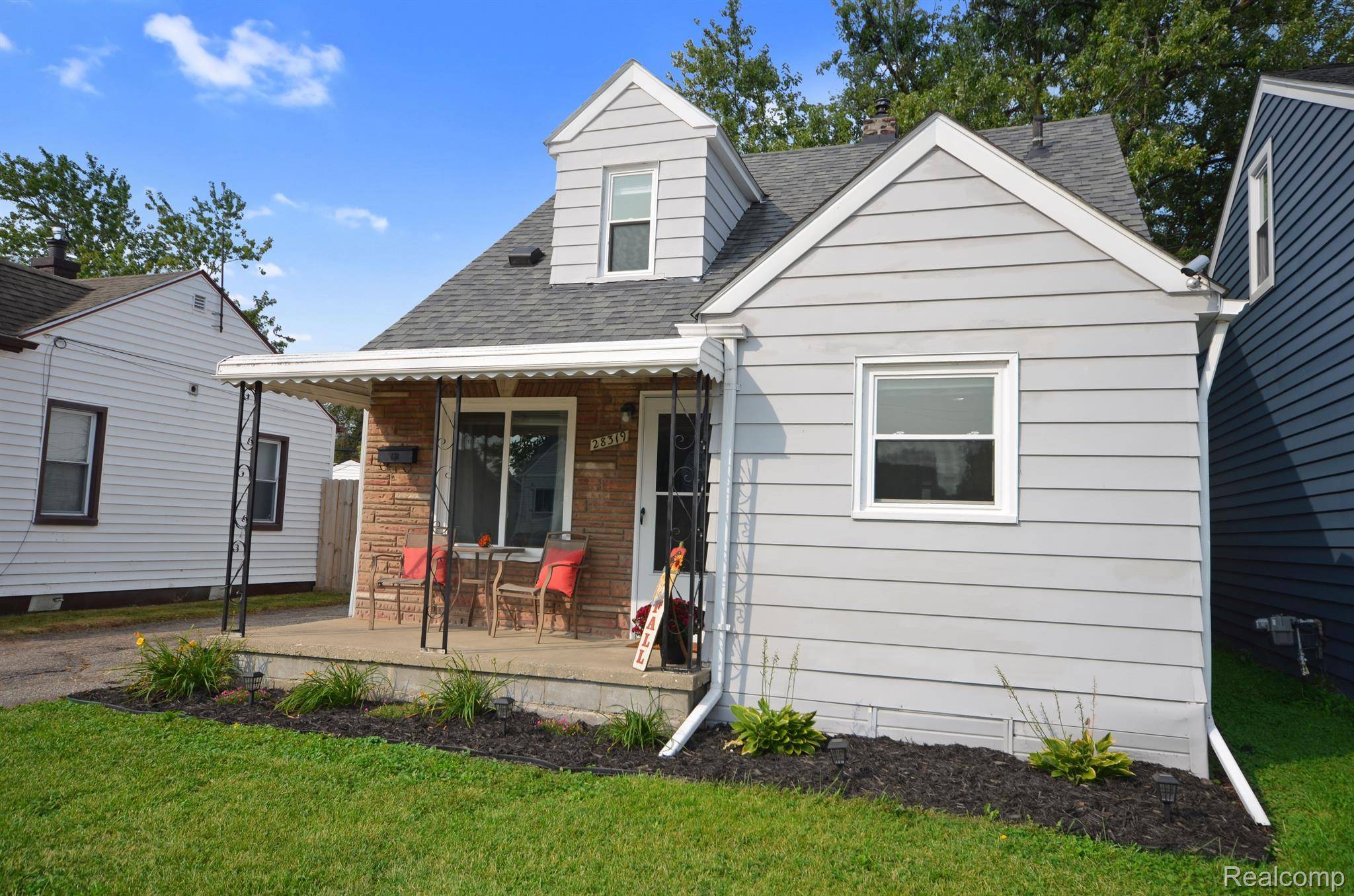 Roseville, MI 48066,28319 Maple ST