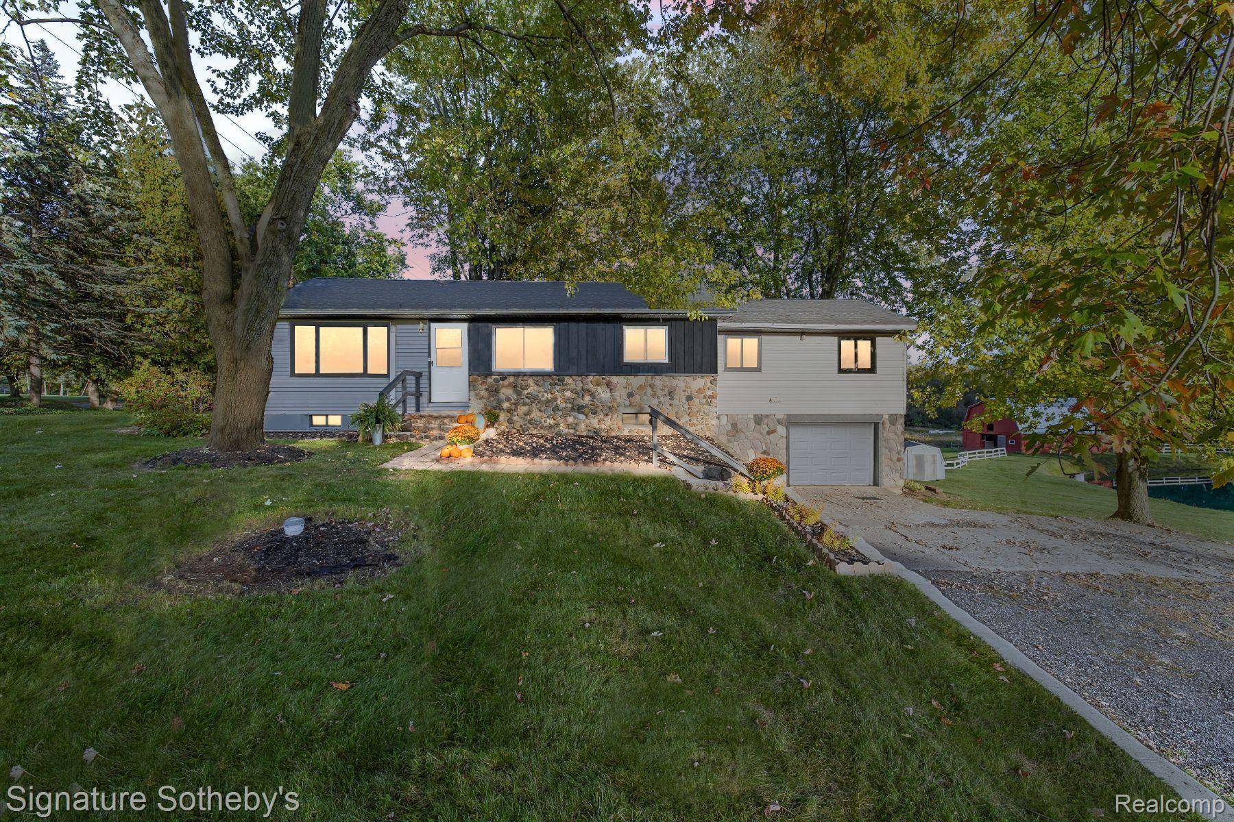 Linden, MI 48451,14009 SEYMOUR RD