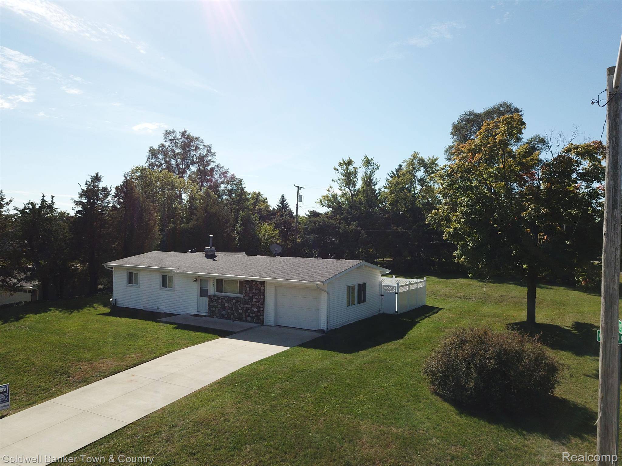 Oxford, MI 48371,1324 CARDIGAN DR