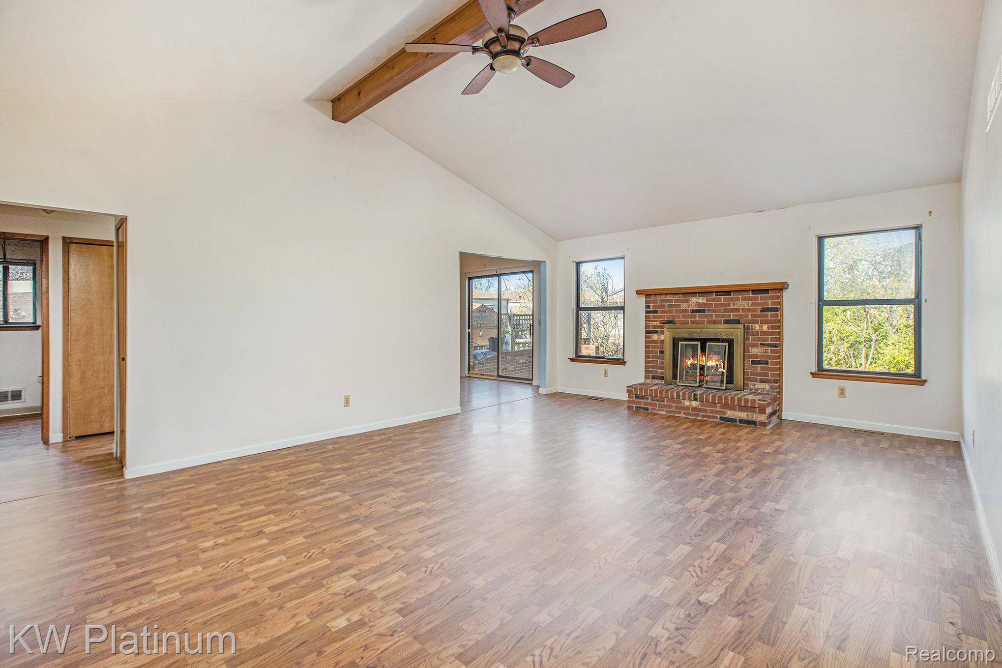 Sterling Heights, MI 48310,5229 PEEKSKILL DR