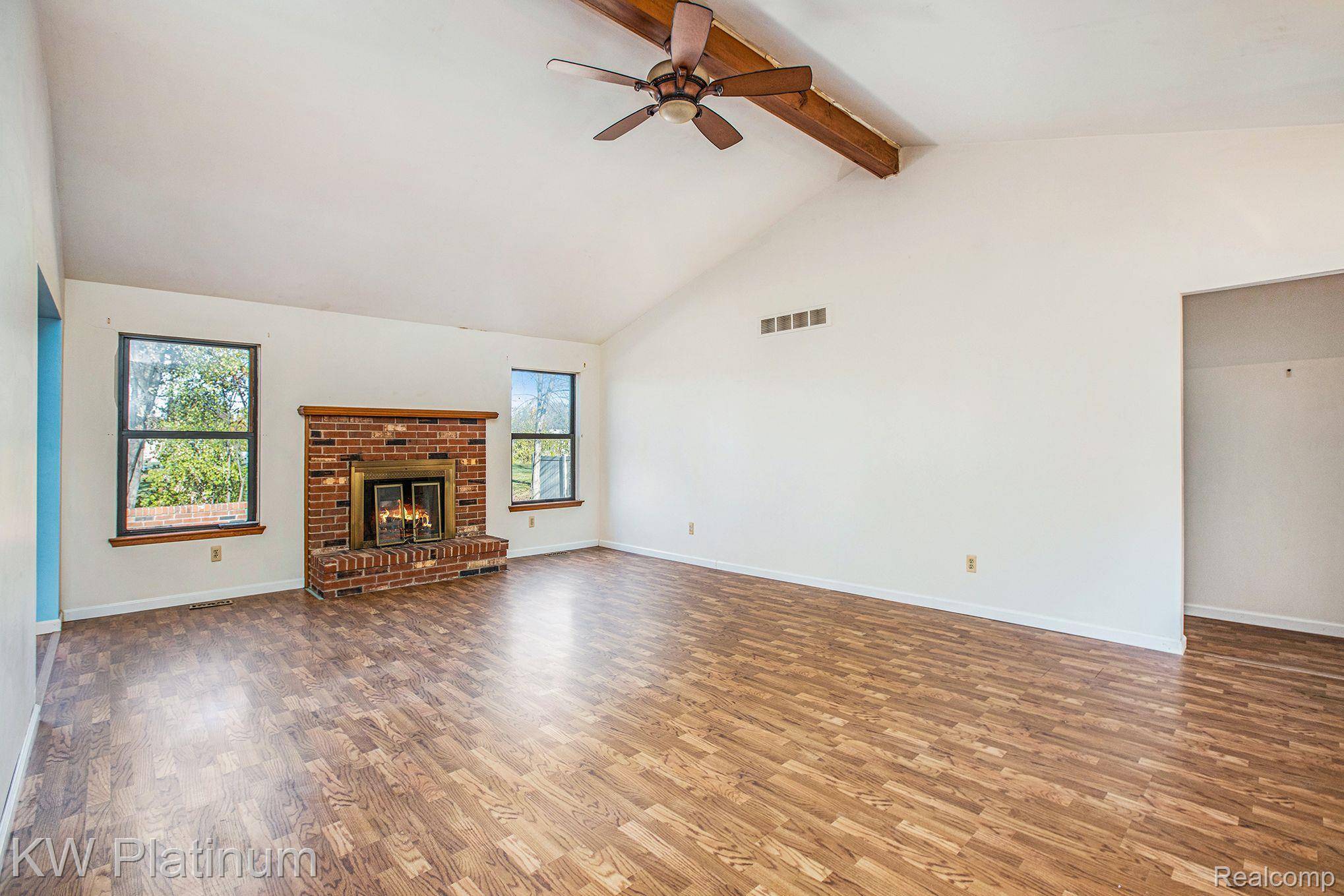 Sterling Heights, MI 48310,5229 PEEKSKILL DR