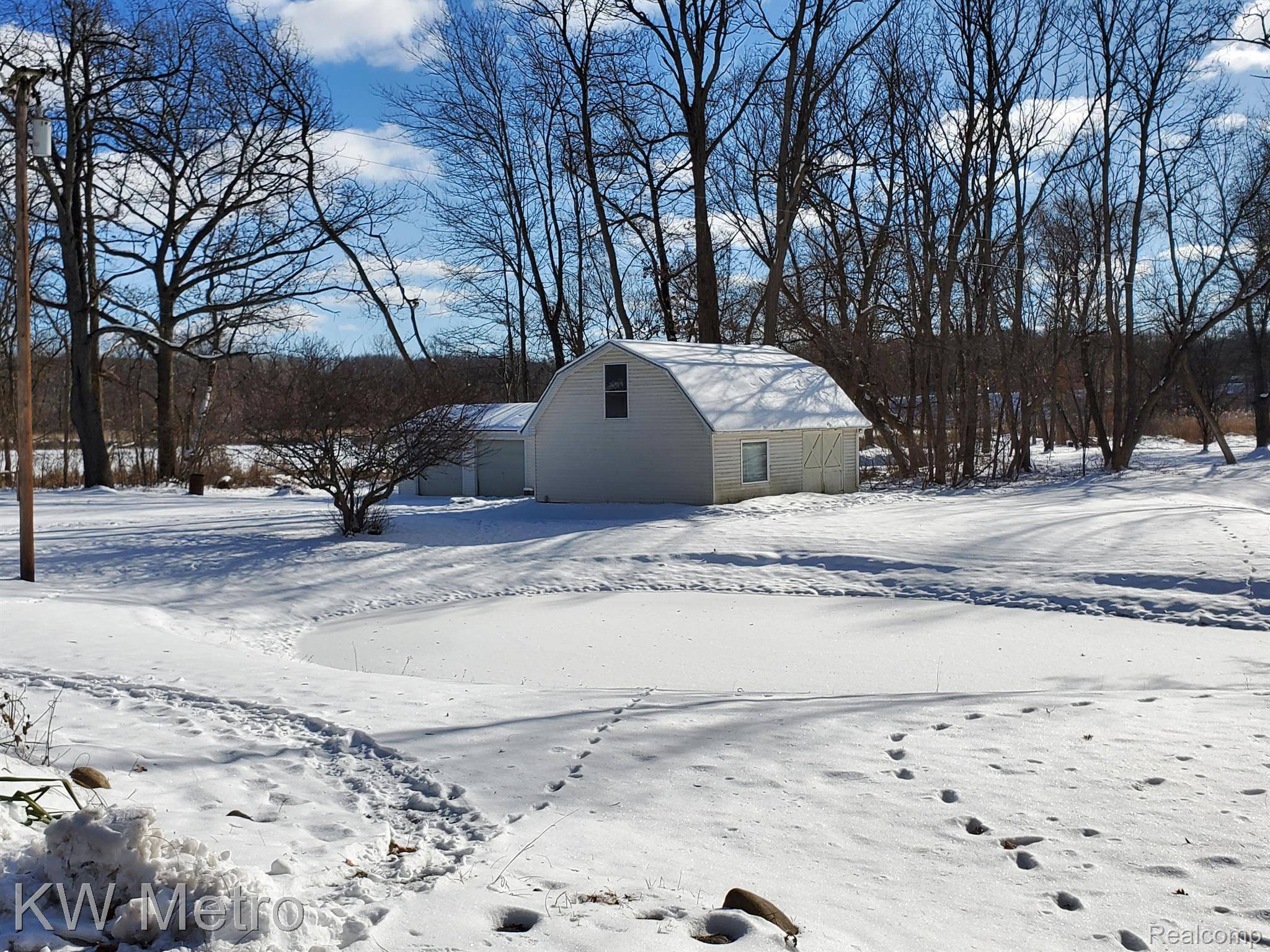 Clarkston, MI 48348,7290 OLD POND DR