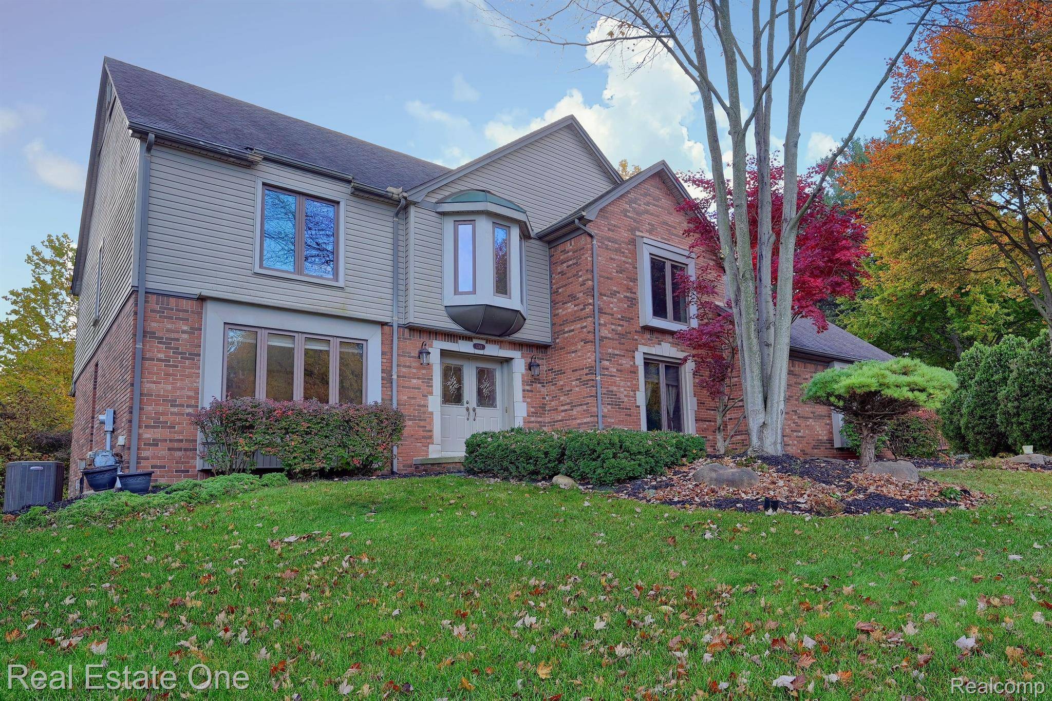 Rochester Hills, MI 48309,1249 SPRINGWOOD CT