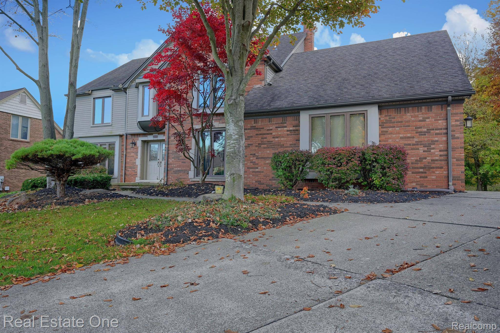 Rochester Hills, MI 48309,1249 SPRINGWOOD CT