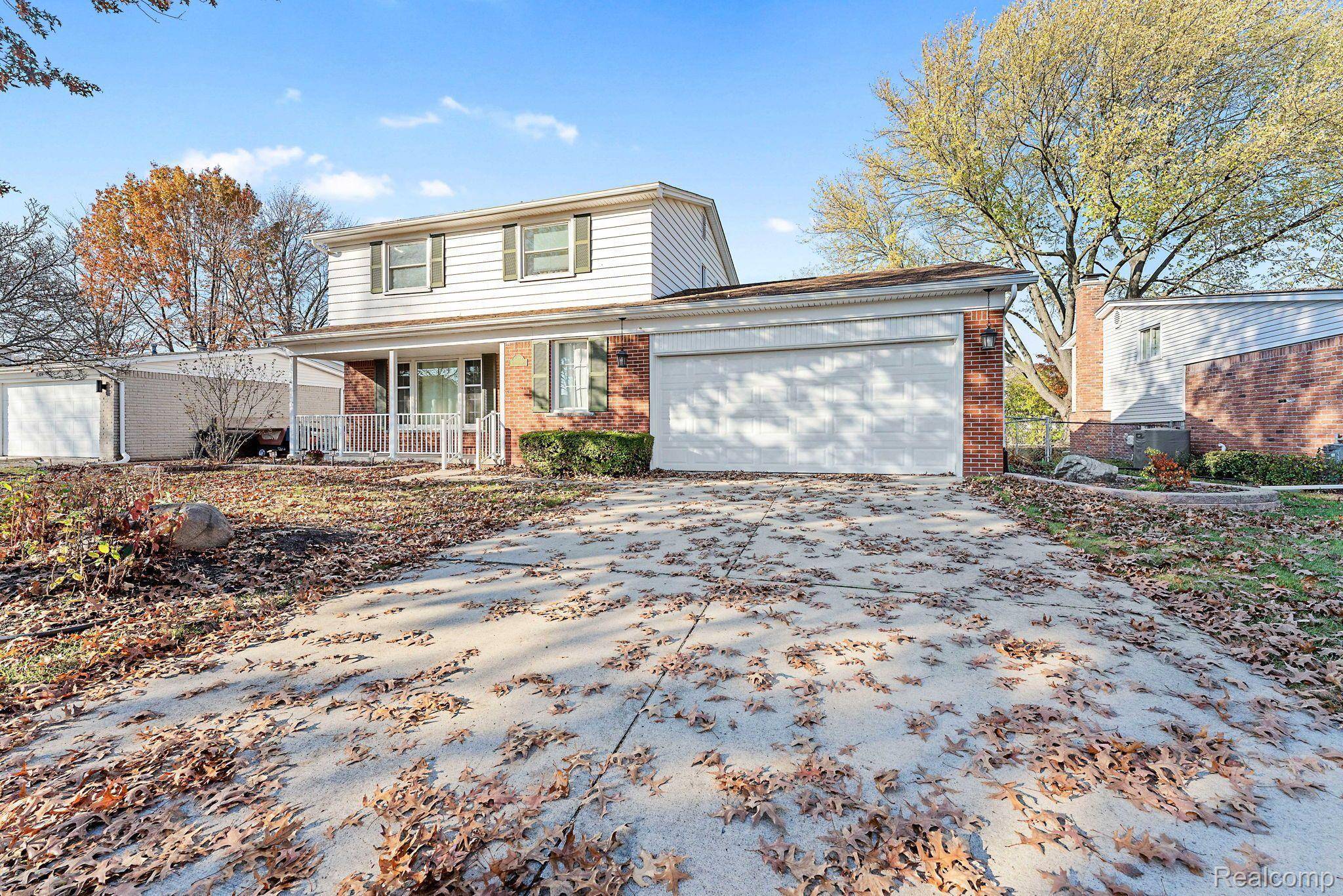 Woodhaven, MI 48183,16272  Woodland St