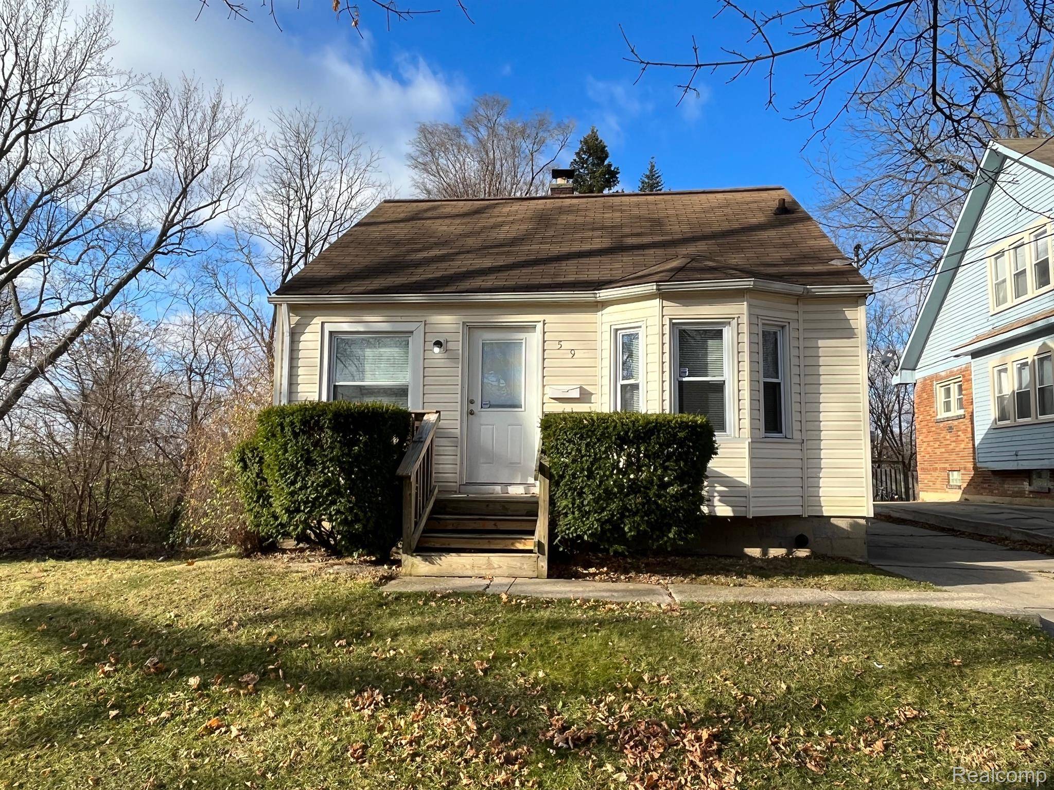 MI 48342,59 SUMMIT ST