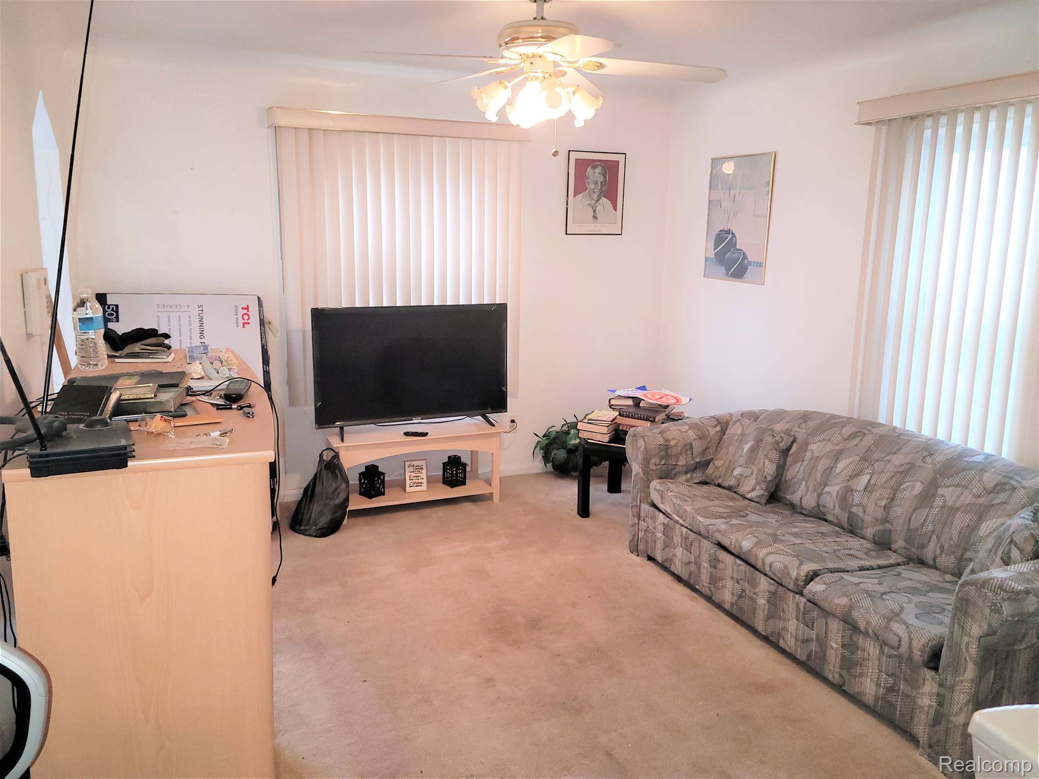 Detroit, MI 48219,19722 AVON AVE