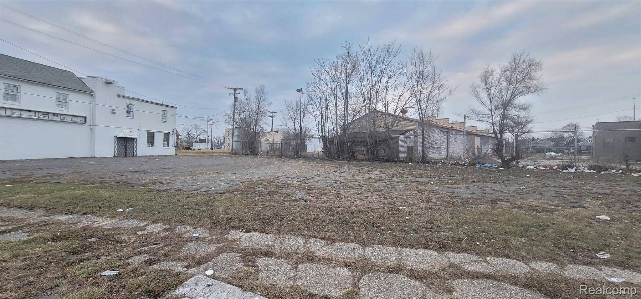 Detroit, MI 48204,8430 PLYMOUTH RD