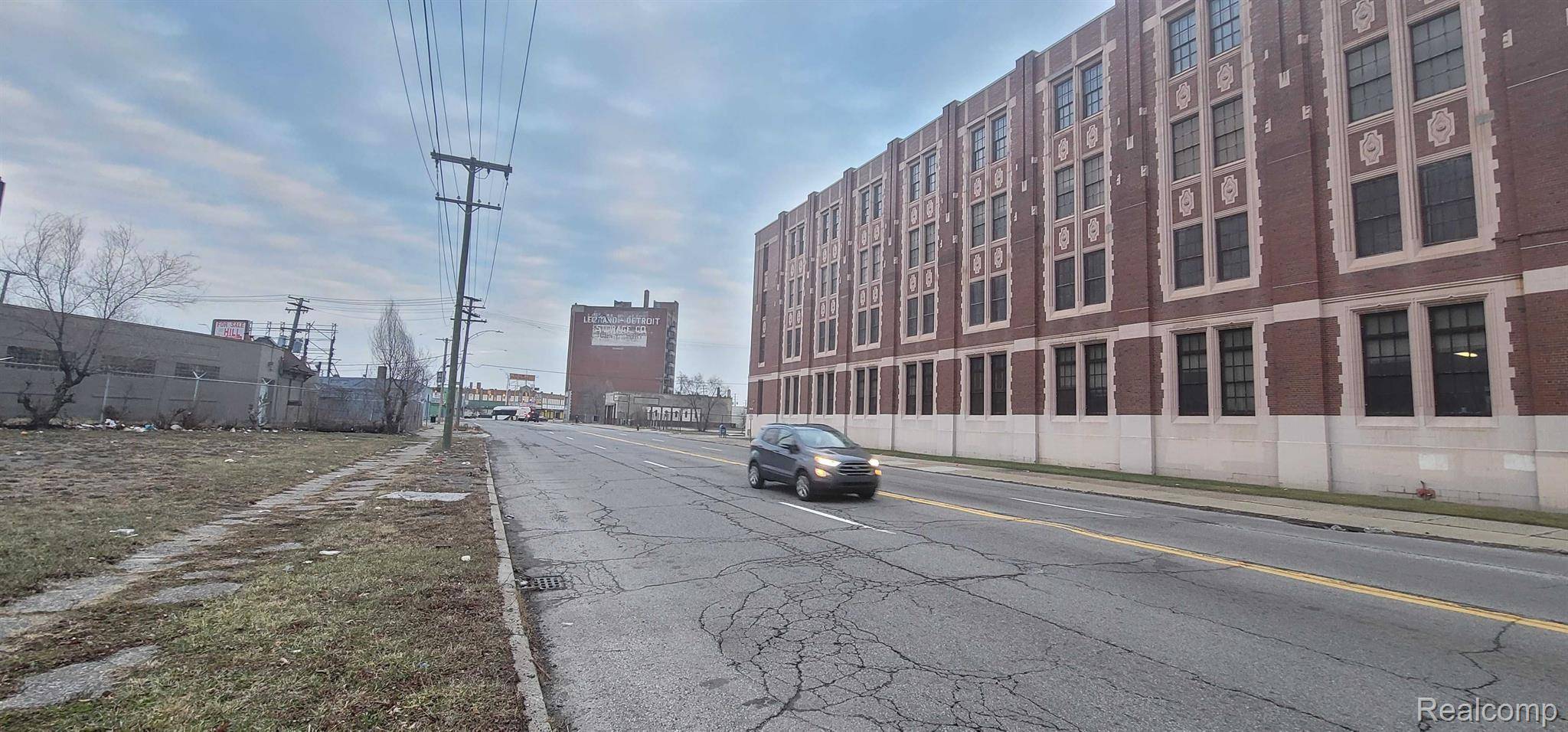 Detroit, MI 48204,8430 PLYMOUTH RD