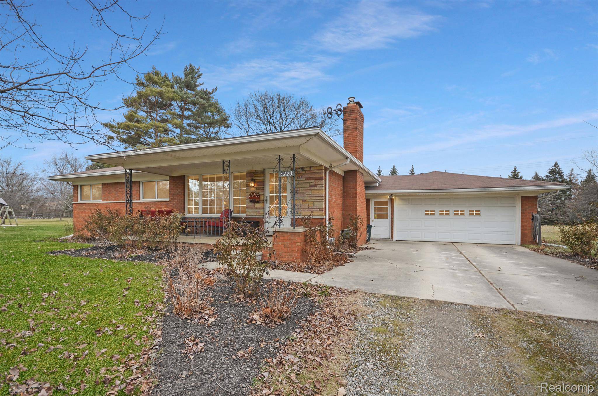 MI 48307,3223 Hickory Lawn RD