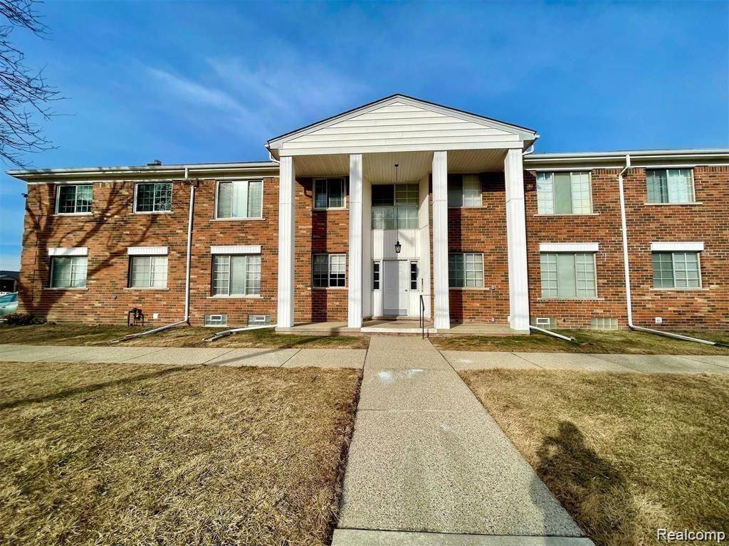 St. Clair Shores, MI 48082,22548 Masonic BLVD #3