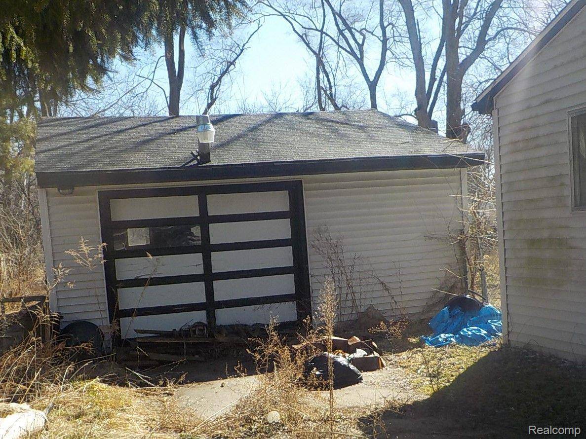 Saginaw, MI 48601,1905 PROSPECT ST