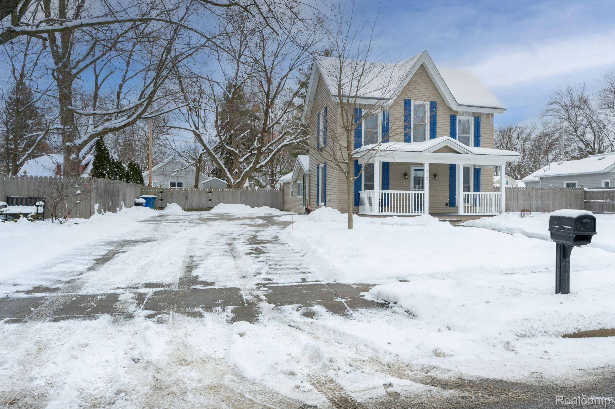 MI 48451,312 E BROAD ST