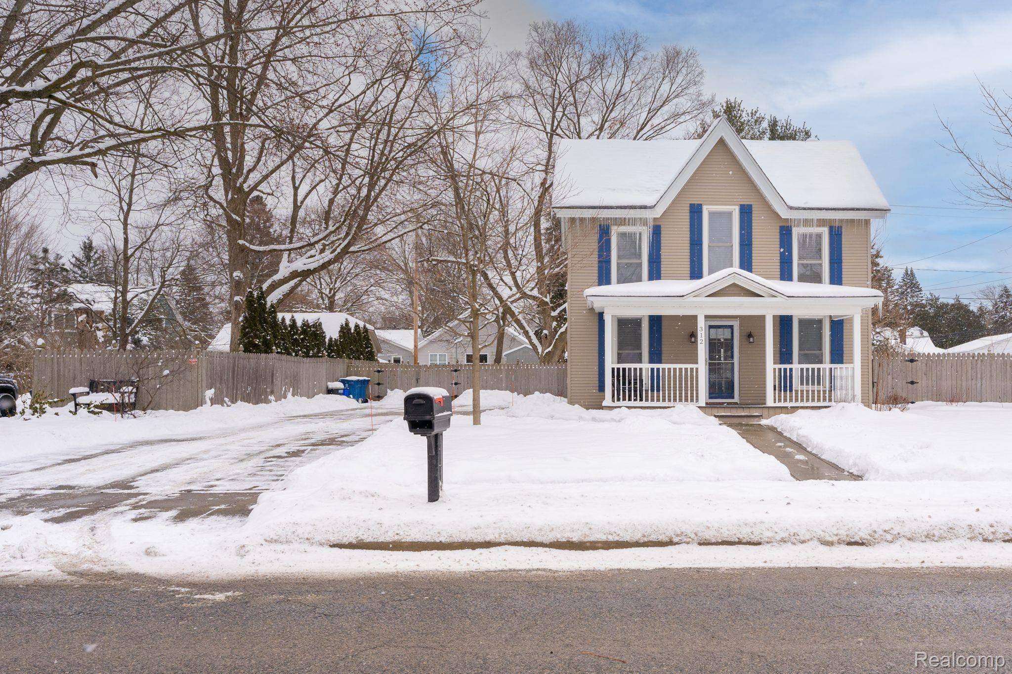 MI 48451,312 E BROAD ST