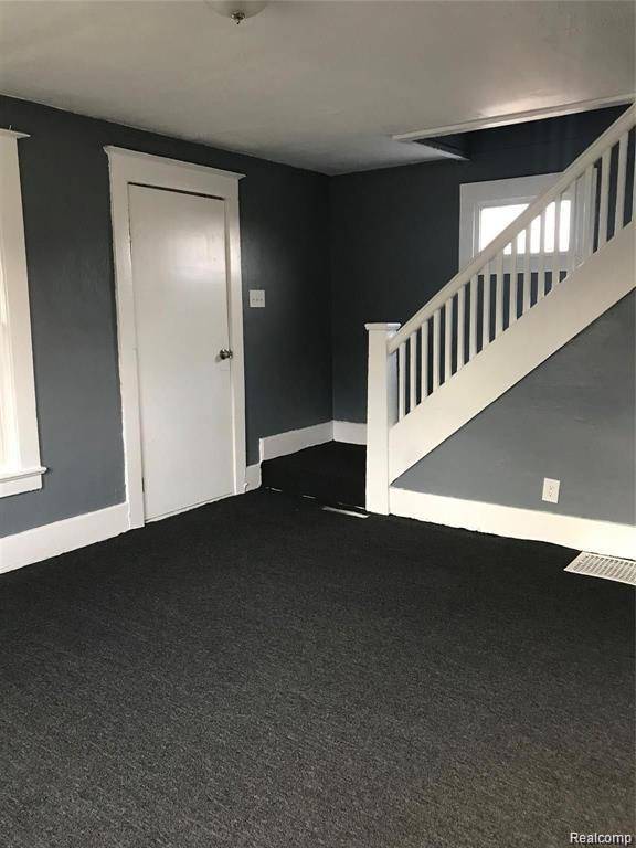 Pontiac, MI 48341,383 BLOOMFIELD AVE